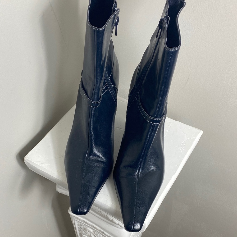 Elegant Navy Blue Ankle Boots